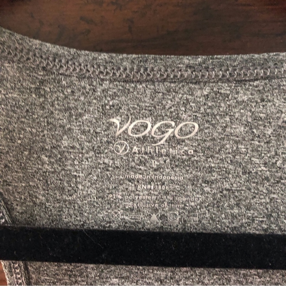 Vogo Athletica gray polka dot workout tank top in size L - Picture 4 of 6